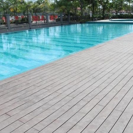 Johor Desaru Beach Bungalow Villas Kangkar Chemaran エクステリア 写真