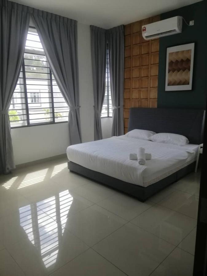 Johor Desaru Beach Bungalow Villas Kangkar Chemaran エクステリア 写真