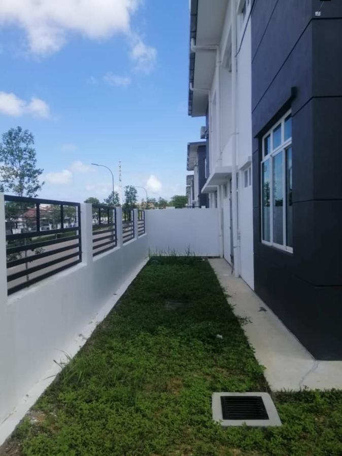 Johor Desaru Beach Bungalow Villas Kangkar Chemaran エクステリア 写真
